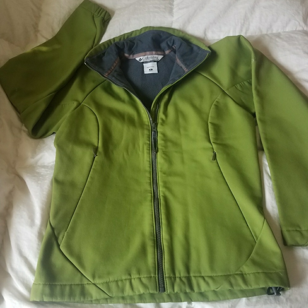 Columbia soft shell jacket